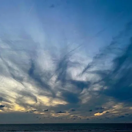 Appartement In Belgium With Sea Views *